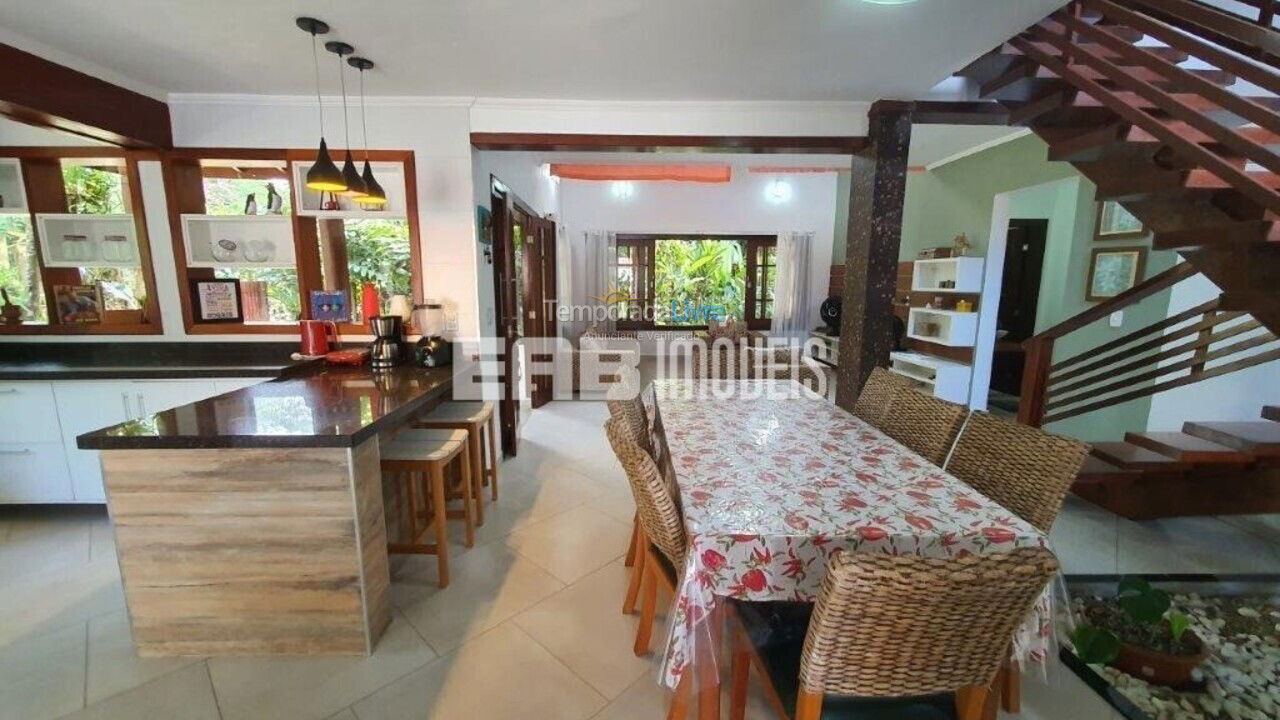 House for vacation rental in Ubatuba (Praia de Itamambuca)