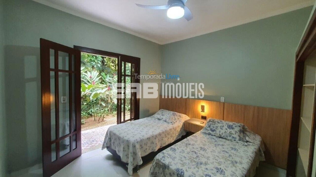 House for vacation rental in Ubatuba (Praia de Itamambuca)