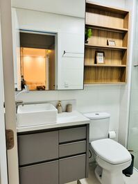Lindo apartamento com 02 dormitórios Ingleses Norte