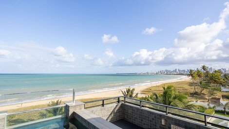 Alta Garden - Vistas a la piscina y al mar por Carpediem