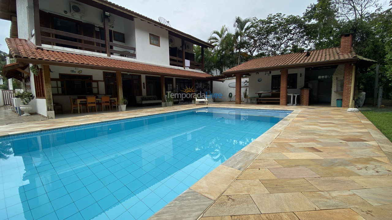 Casa para aluguel de temporada em Bertioga (Riviera de São Lourenço)