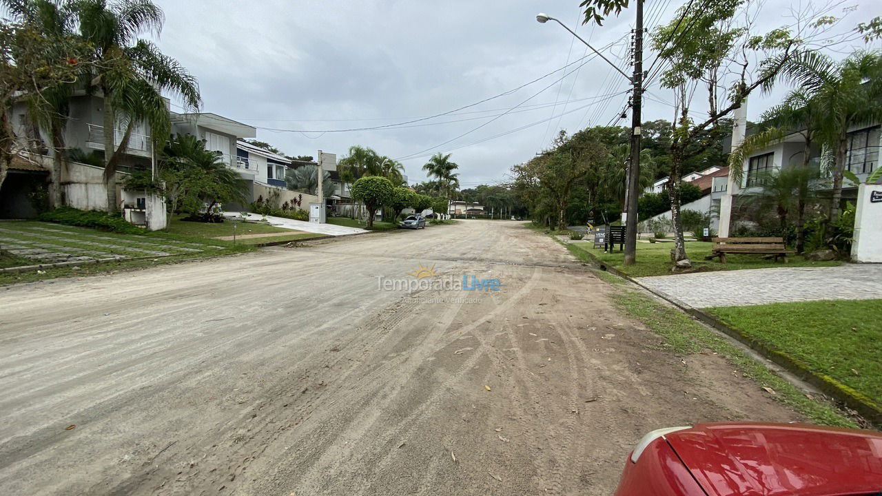 Casa para aluguel de temporada em Bertioga (Riviera de São Lourenço)