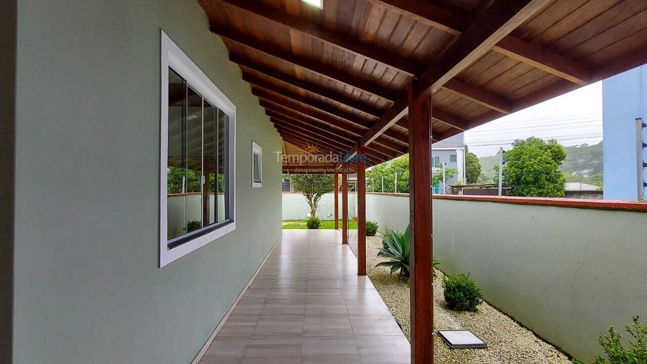 Casa para aluguel de temporada em Florianópolis (Cachoeira do Bom Jesus)