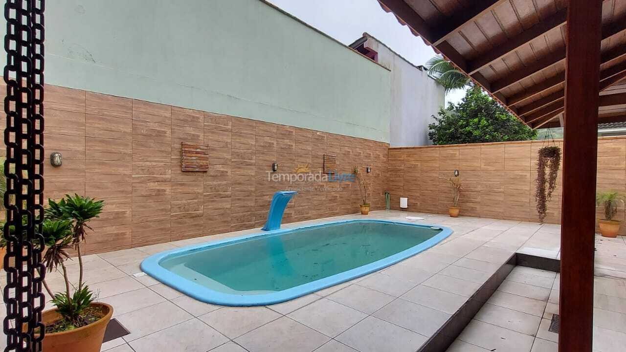 Casa para aluguel de temporada em Florianópolis (Cachoeira do Bom Jesus)