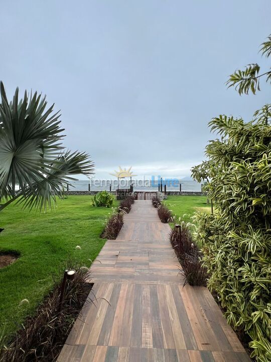 Casa para alquiler de vacaciones em São Sebastião (Praia do Engenho)