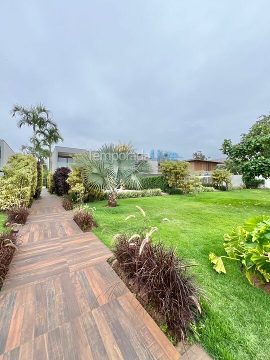 Casa para alquiler de vacaciones em São Sebastião (Praia do Engenho)