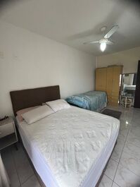 APARTAMENTO PARA 6 PERSONAS CERCA DE PLAYA MARACANÁ - PRAIA GRANDE