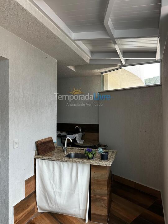 Apartamento para alquiler de vacaciones em Bombinhas (Praia de Bombas)