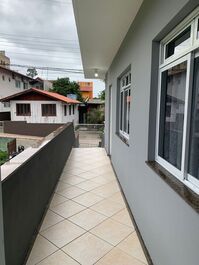 Casa em Bombinhas 120 metros da praia