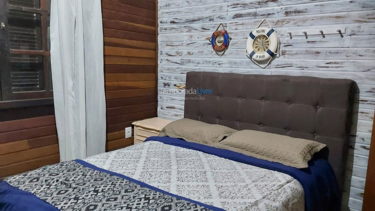 Casa para aluguel de temporada em Garopaba (Praia da Ferrugem)