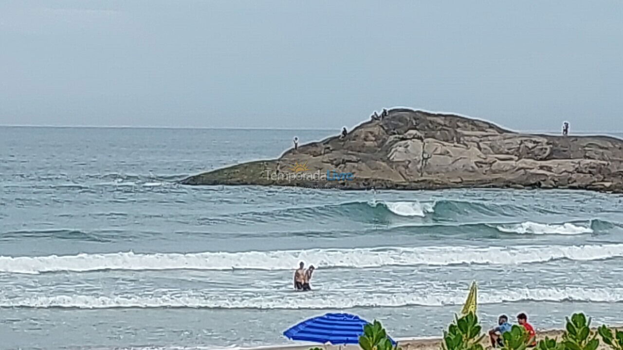 Casa para aluguel de temporada em Garopaba (Praia da Ferrugem)