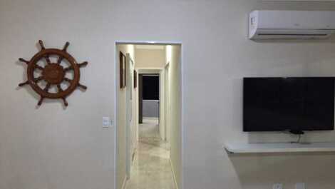 Apartamento en Guarujá con 03 dormitorios y redes de seguridad