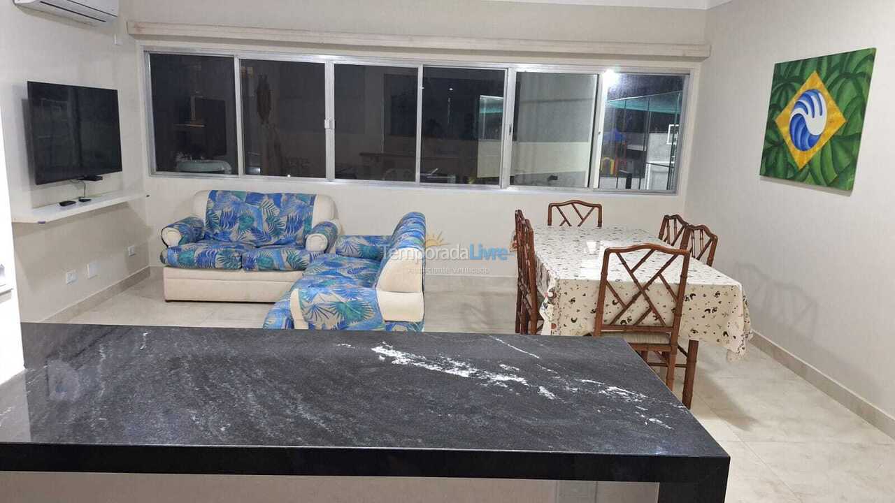 Apartamento para aluguel de temporada em Guarujá (Enseada)