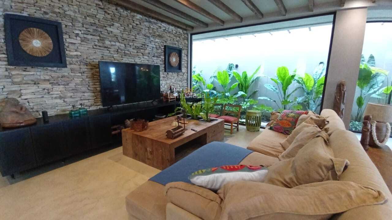 Casa para aluguel de temporada em São Sebastião (Camburi)