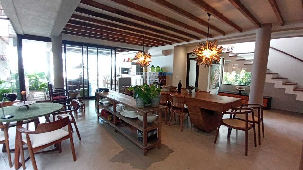 Casa para alquiler de vacaciones em São Sebastião (Camburi)