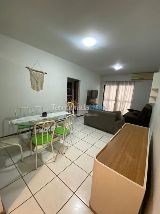 Apartamento para alquiler de vacaciones em Itapema (Meia Praia)