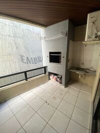 APARTAMENTO DE 2 DORMITORIOS A 50 METROS DEL MAR 2 AIRE ACONDICIONADO.