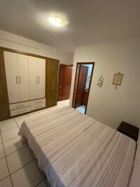 APARTAMENTO DE 2 DORMITORIOS A 50 METROS DEL MAR 2 AIRE ACONDICIONADO.