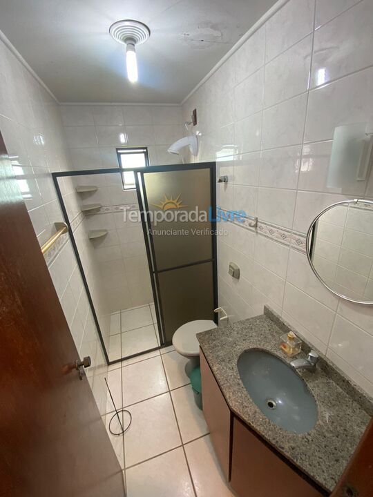Apartamento para alquiler de vacaciones em Itapema (Meia Praia)