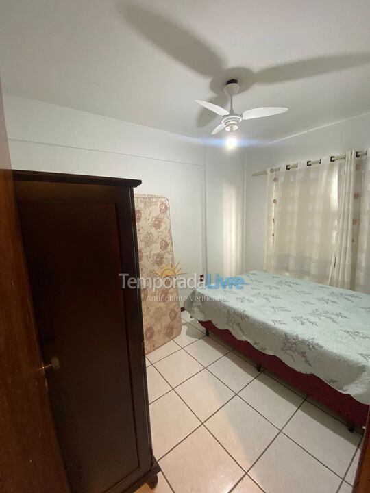 Apartamento para alquiler de vacaciones em Itapema (Meia Praia)