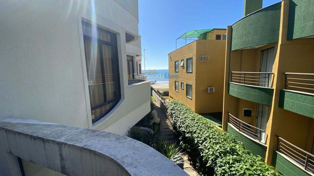 Apartment for vacation rental in Bombinhas (Praia de Bombas)