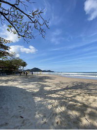 Apartamento em Ubatuba Praia Grande vista mar