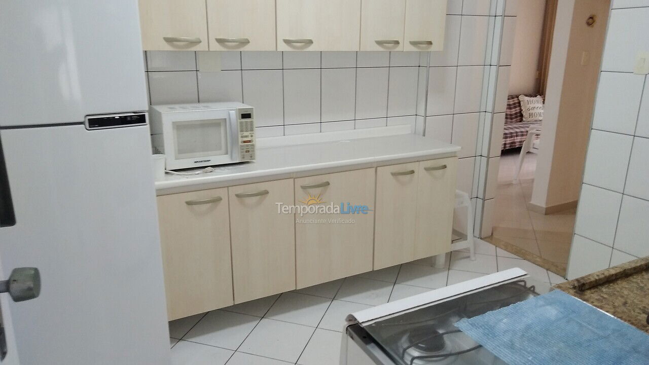 Apartamento para aluguel de temporada em Guarujá (Enseada)