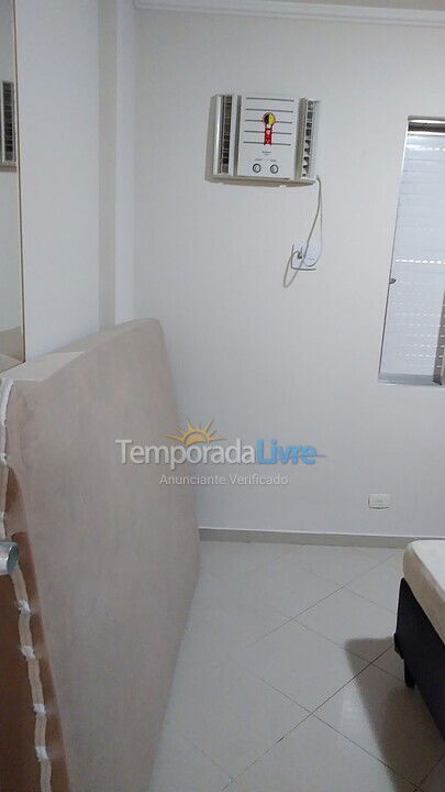 Apartamento para aluguel de temporada em Guarujá (Enseada)