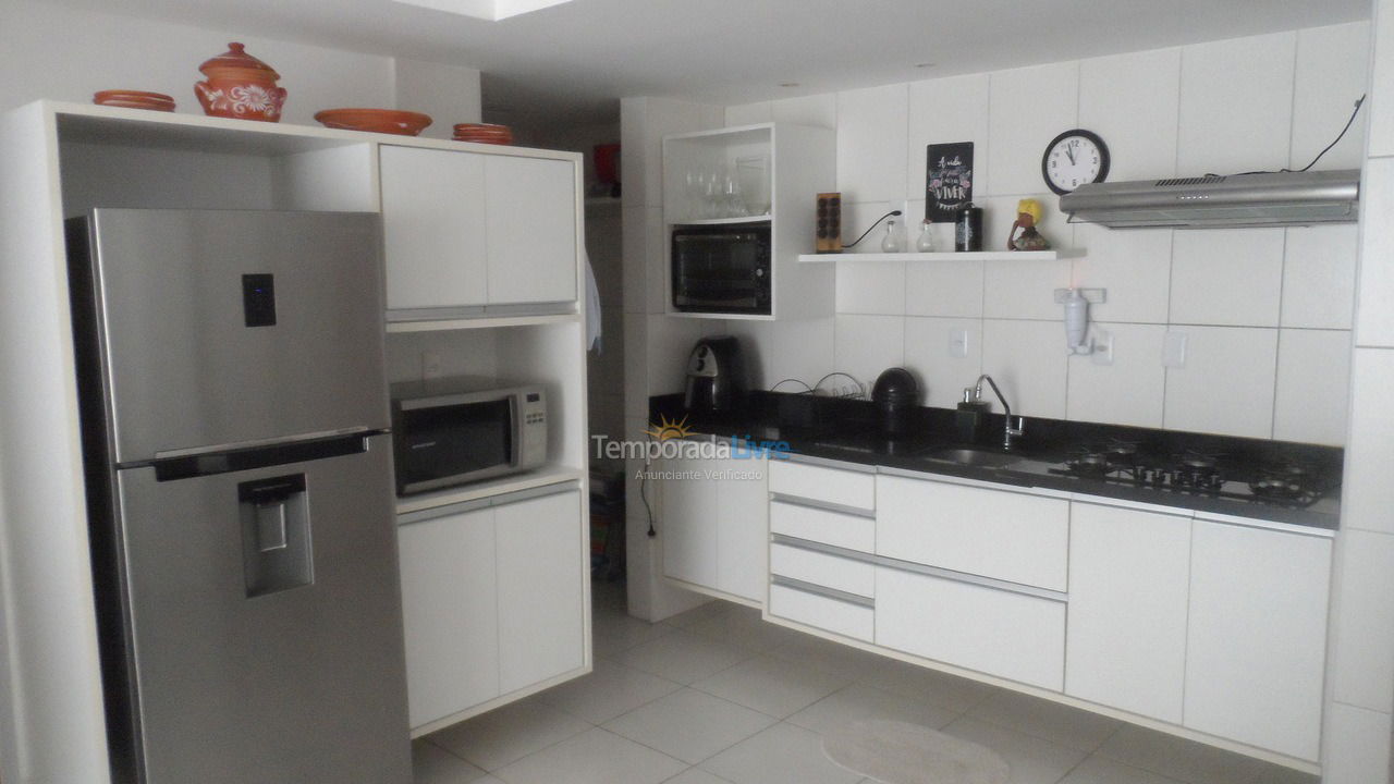 Apartment for vacation rental in Camaçari (Praia de Guarajuba)