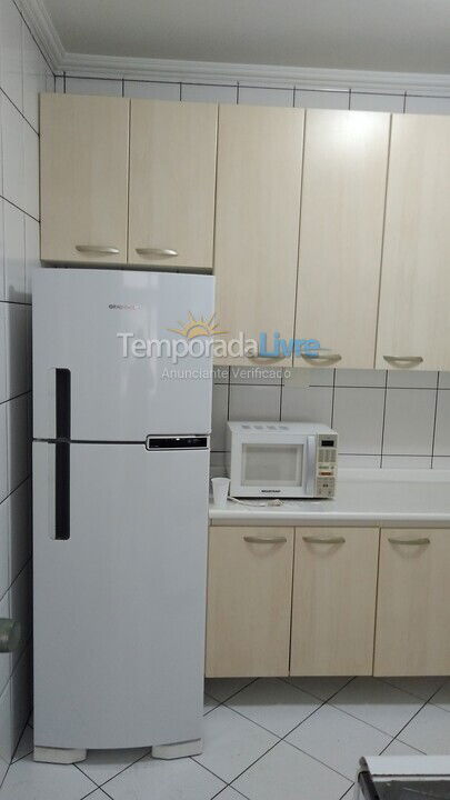 Apartamento para aluguel de temporada em Guarujá (Enseada)