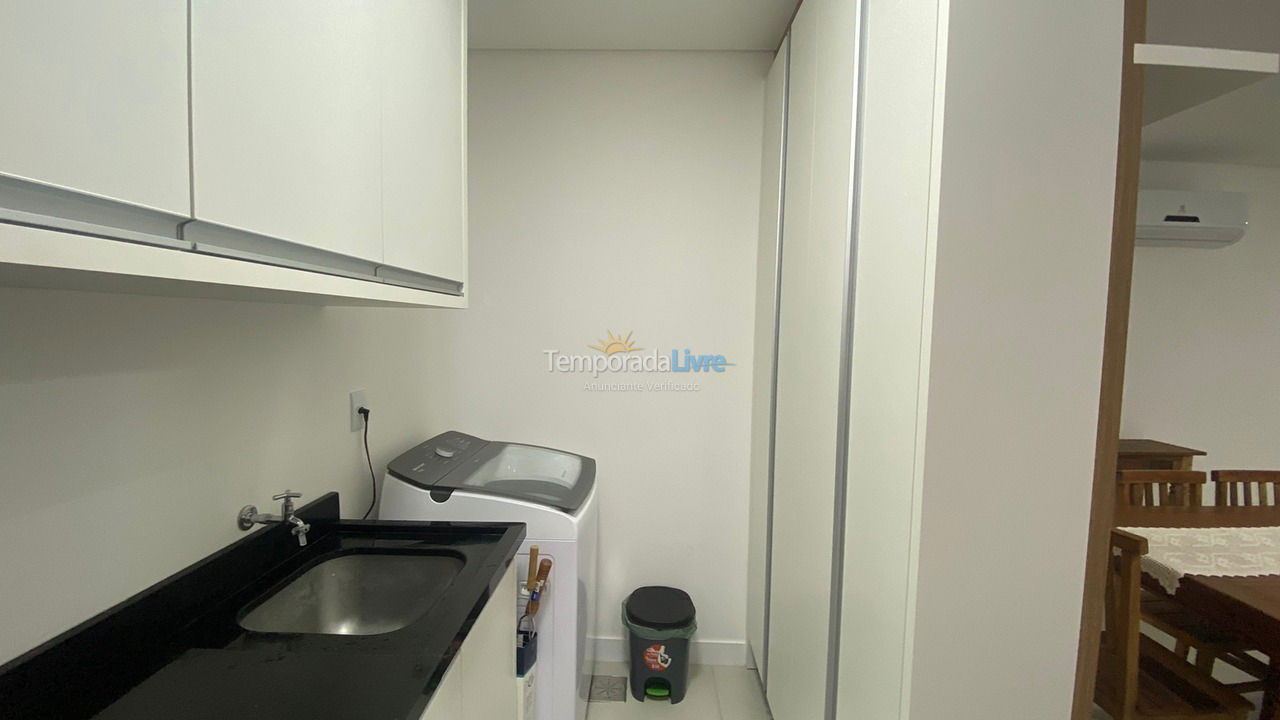 Apartamento para aluguel de temporada em Florianopolis (Praia dos Ingleses)