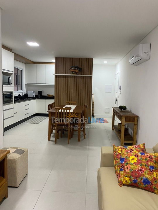 Apartamento para aluguel de temporada em Florianopolis (Praia dos Ingleses)