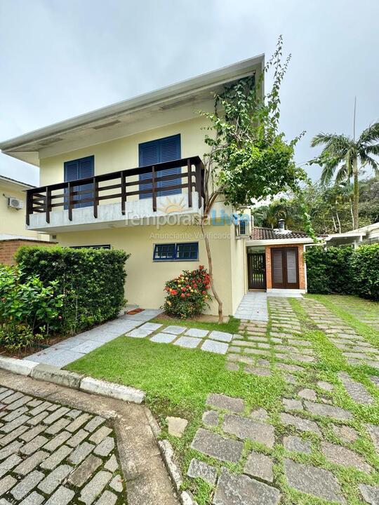 House for vacation rental in São Sebastião (Praia do Engenho)