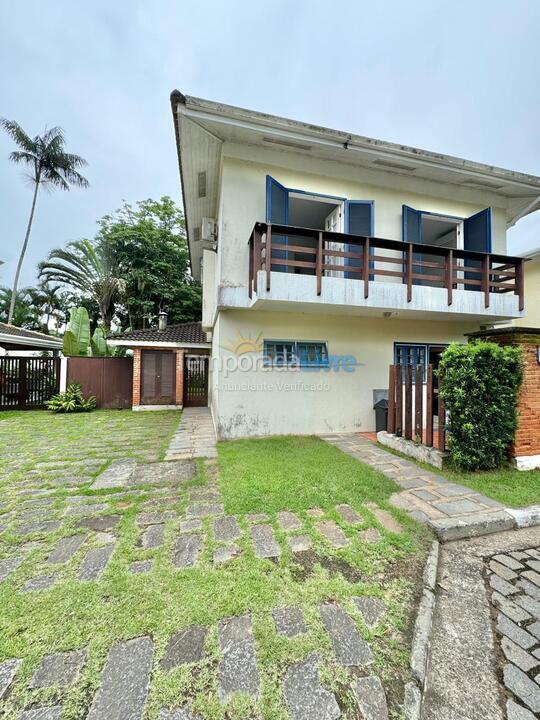 Casa para alquiler de vacaciones em São Sebastião (Praia do Engenho)