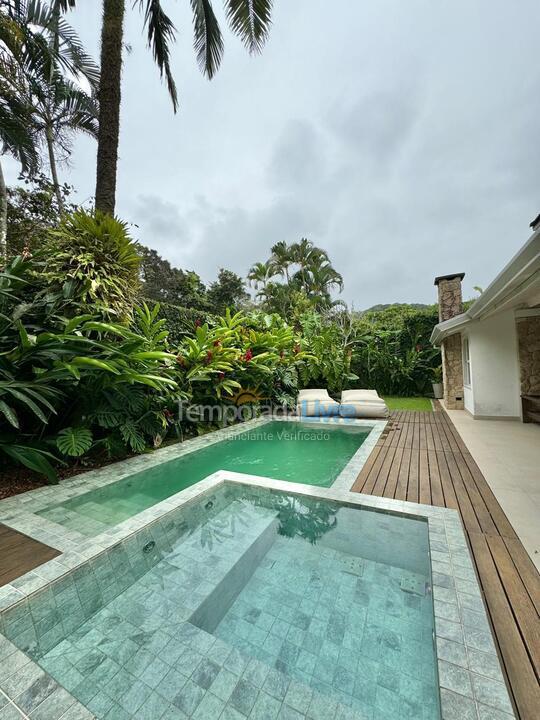 Casa para alquiler de vacaciones em São Sebastião (Praia do Engenho)