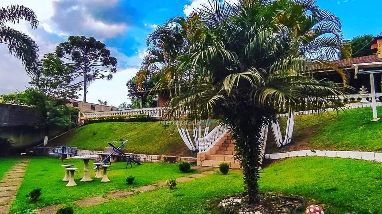 Chácara / sítio para aluguel de temporada em Poços de Caldas (Morada dos Passaros)