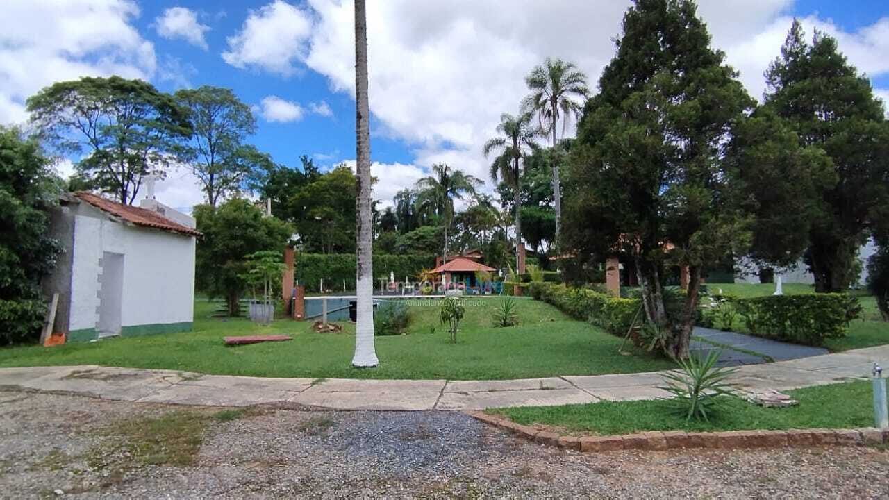 Chácara / sítio para aluguel de temporada em Ibiúna (Condominio West Lake)