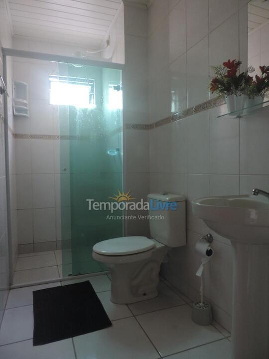 Apartamento para aluguel de temporada em Itapema (Meia Praia)