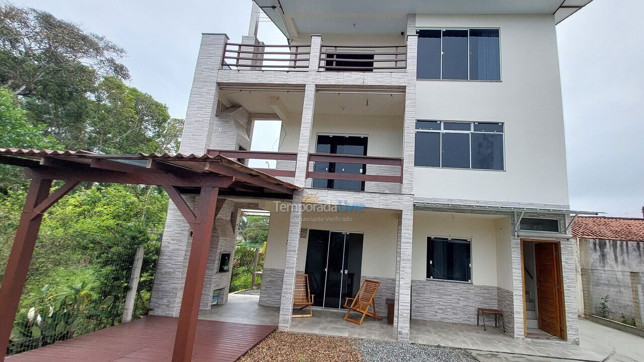 Casa para alquiler de vacaciones em Itapoá (Balneário Rio Gracioso)