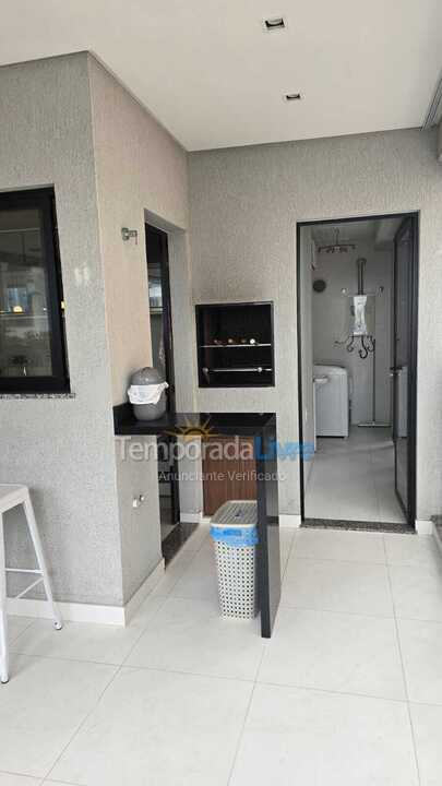 Apartment for vacation rental in Itapema (Meia Praia)