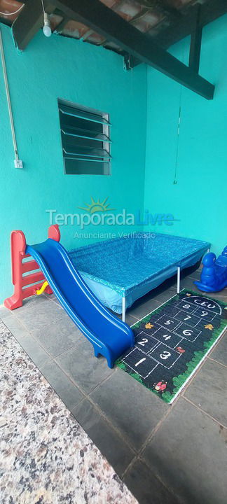 Casa para aluguel de temporada em Mongaguá (Itaoca)