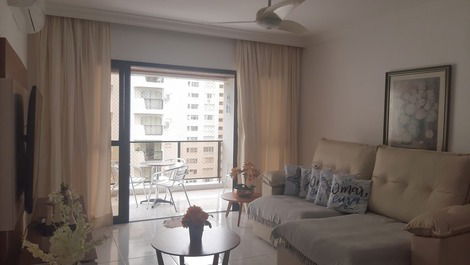 APARTAMENTO GRANDE CON AIRE Y TV EN 3DORM.E HABITACIÓN, NET, WIFI, 2 GARS, SERVICIO DE SERV.