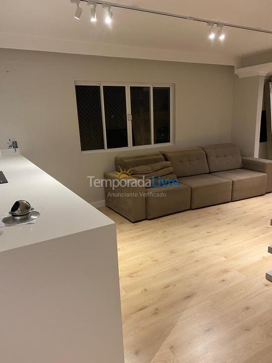 Apartamento para aluguel de temporada em Itapema (Meia Praia)