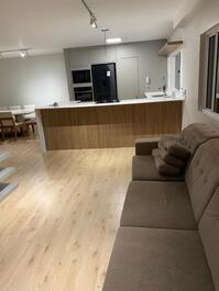 Apartamento para alugar em Itapema - Meia Praia