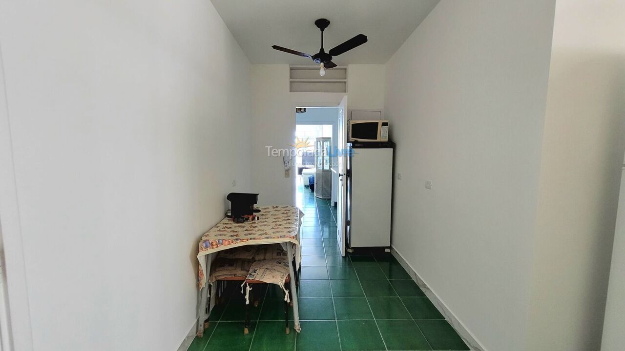 Apartment for vacation rental in Guarujá (Pitangueiras)