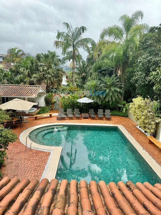 Casa para aluguel de temporada em São Sebastião (Praia da Baleia)