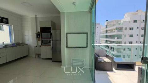 DUPLEX PENTHOUSE MEIA PRAIA