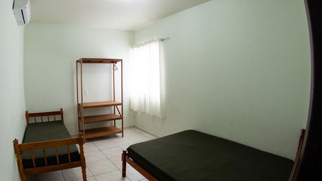 Quarto com  ar condicionado