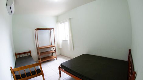 Quarto com ar condicionado