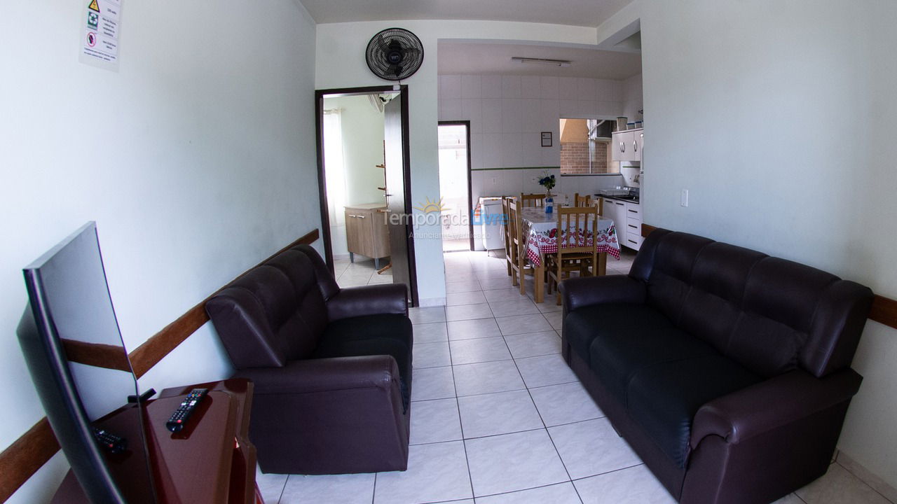 Apartamento para alquiler de vacaciones em Itapoá (Balneário Cambiju)